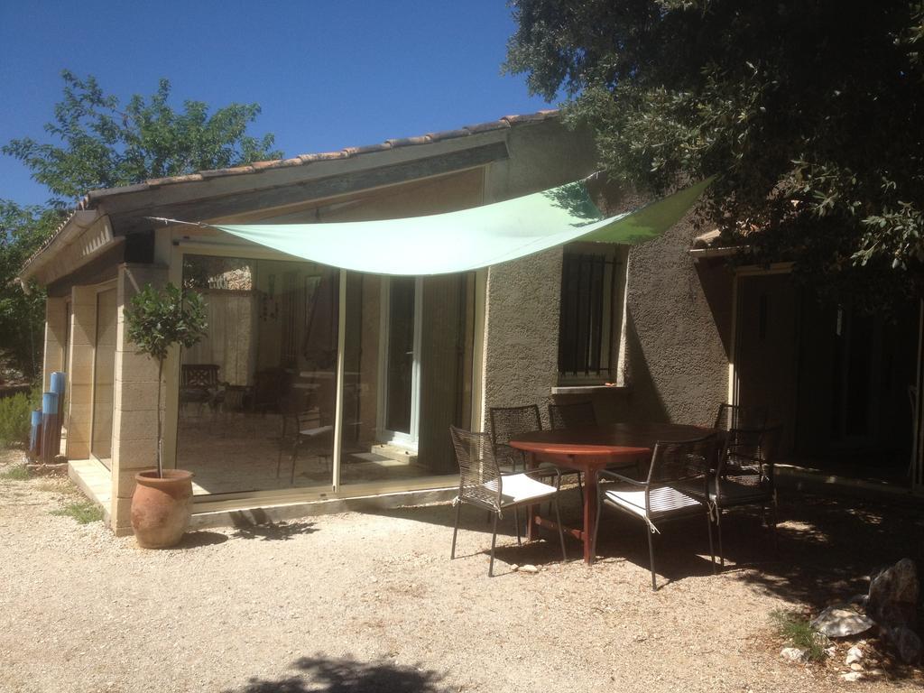 A L'Est D'Uzes Villa Saint-Siffret Kamer foto
