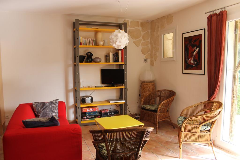 A L'Est D'Uzes Villa Saint-Siffret Buitenkant foto